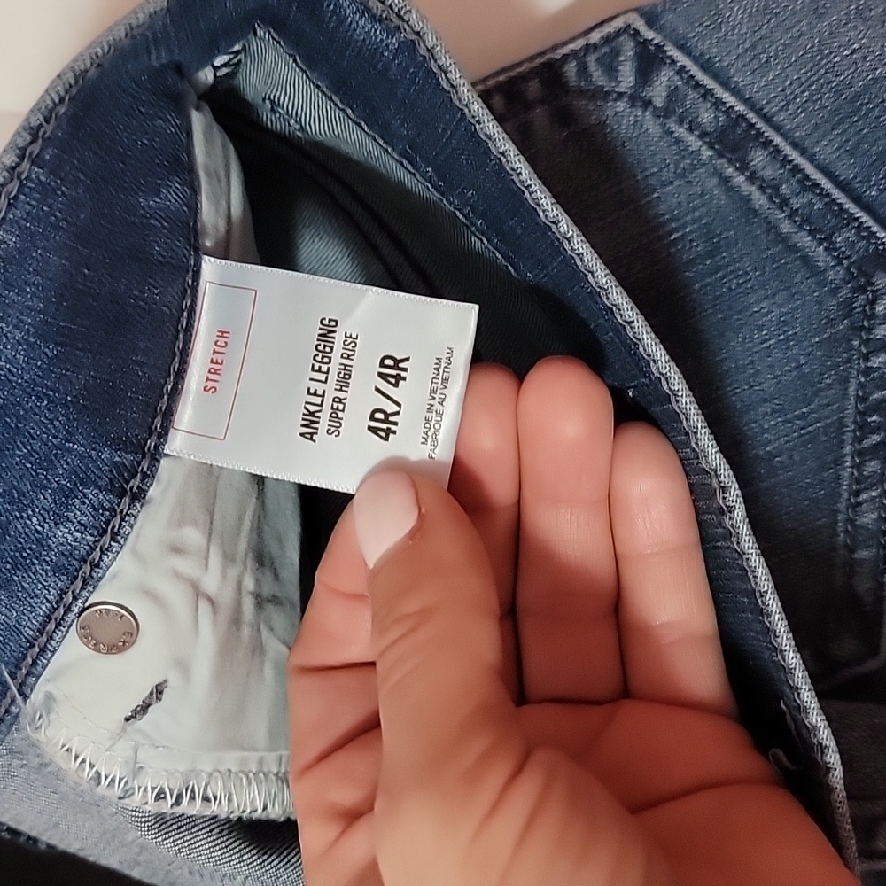 Express Jeans - Picture 5 of 6